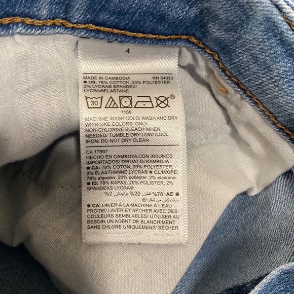 Old Navy Super Skinny Ankle Jeans - Picture 3 of 7